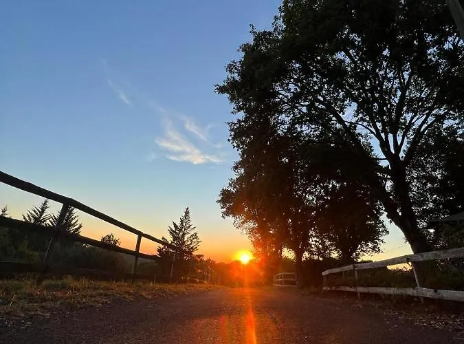 4-gite 4 Personnes Avec Piscine *